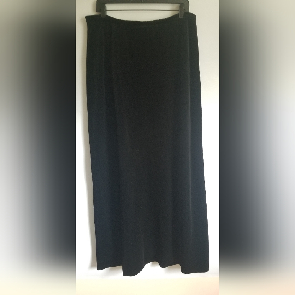 Women's Miss Accent Act III black long velvet skirt SzXL elastic waist - Picture 6 of 12